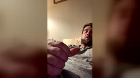 jared01010102 online show from April 17, 5:21 am