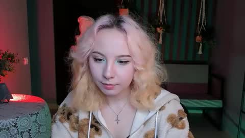 Snapshot of jasminemilko chatting on March 5, 5:07 am Jasmine online show from March 5, 5:07 am