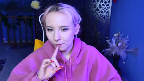 Snapshot of jasminemilko chatting on March 11, 8:19 am Jasmine online show from March 11, 8:19 am