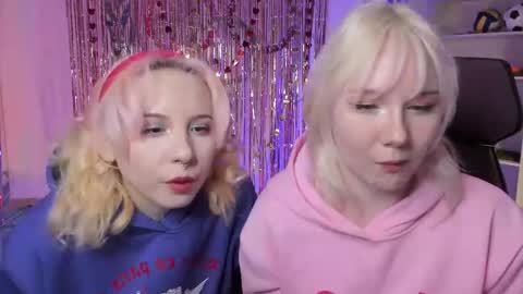 Snapshot of jasminemilko chatting on February 14, 9:03 am Jasmine online show from February 14, 9:03 am