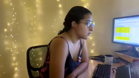 Jasmine online show from March 12, 12:42 pm