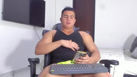 Snapshot of jasperbrooksx chatting on February 22, 10:52 pm JBrooksXx online show from February 22, 10:52 pm