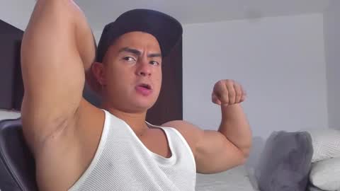 Snapshot of jasperbrooksx chatting on March 9, 10:19 pm JBrooksXx online show from March 9, 10:19 pm