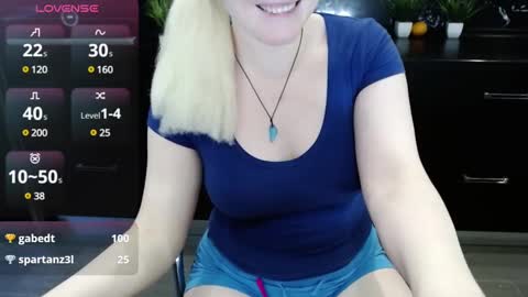 Snapshot of jassicaonline chatting on March 10, 6:05 am jassicaonline online show from March 10, 6:05 am