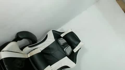 jassie_baee online show from October 24, 10:10 pm