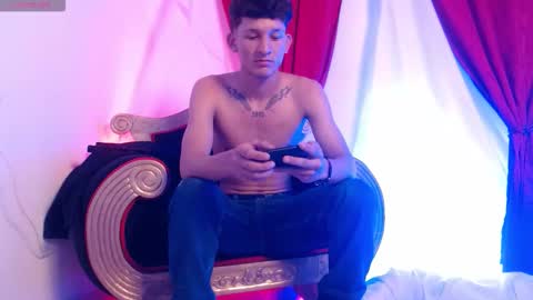 jaxen_grey online show from March 4, 8:50 pm