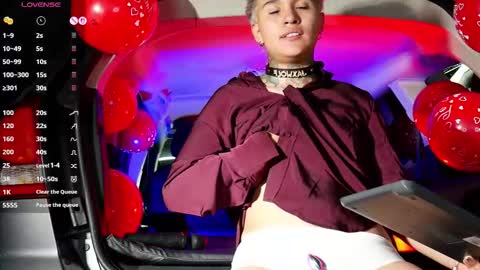 JAX online show from February 15, 4:48 am