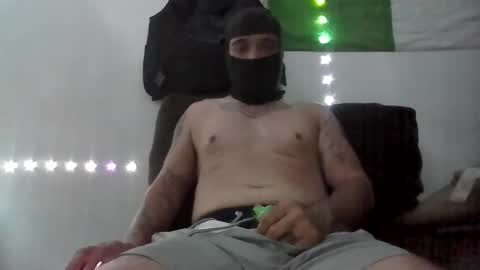 jay594025 online show from September 14, 10:27 am