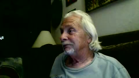 jay-jay1475 online show from April 6, 2:20 am