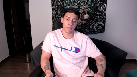 Snapshot of jay_marcos chatting on February 18, 4:37 am Jay marcos online show from February 18, 4:37 am