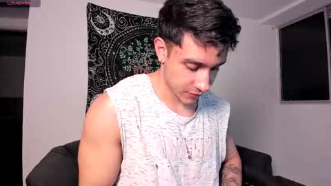 Snapshot of jay_marcos chatting on February 20, 4:39 am Jay marcos online show from February 20, 4:39 am