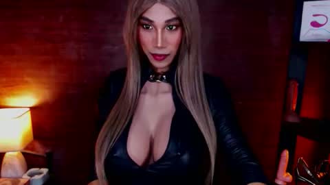 jayetan online show from November 25, 12:15 pm