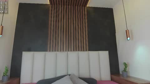 JaylaScott  online show from February 24, 11:32 am