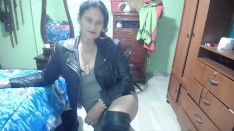 jazmim online show from February 23, 12:19 am