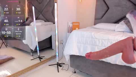 Jasmine  online show from March 7, 8:31 pm