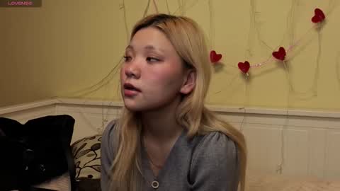 Jasmine online show from October 21, 3:38 pm