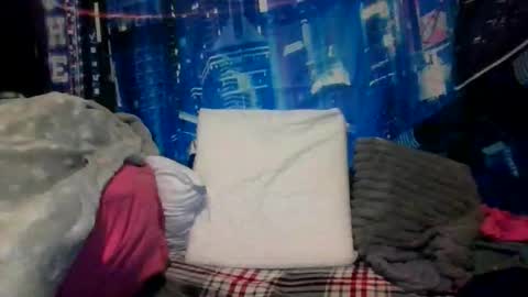 Angel Bimbo online show from March 8, 7:07 pm