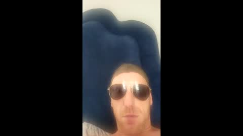 jcambron1408 online show from May 19, 1:29 pm