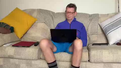 Snapshot of jcar57 chatting on January 6, 11:40 am Jon online show from January 6, 11:40 am