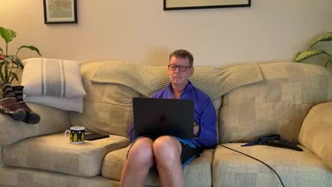 Jon online show from February 7, 5:38 pm