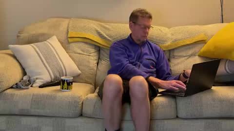 Snapshot of jcar57 chatting on December 11, 5:03 pm Jon online show from December 11, 5:03 pm