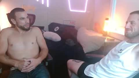 JcMax305 online show from December 8, 12:19 pm