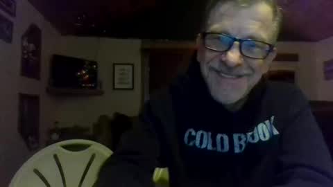 jdgiddy69 online show from December 14, 12:50 am