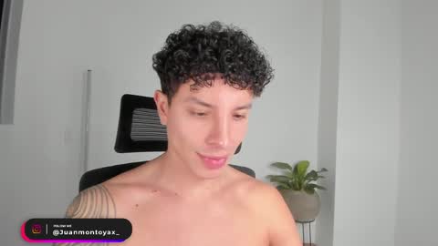 jdmontoya_ online show from May 10, 4:19 am