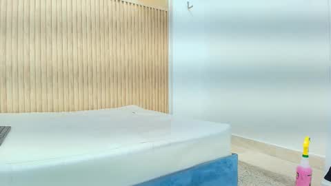 JEAN online show from March 24, 8:04 pm