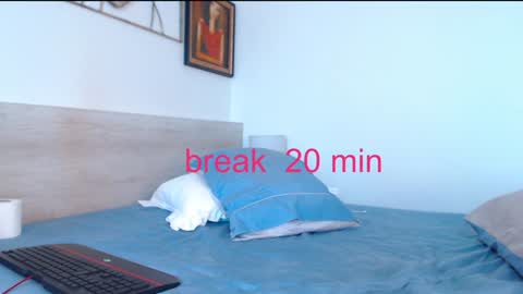 Akila and Daria online show from January 12, 6:28 am