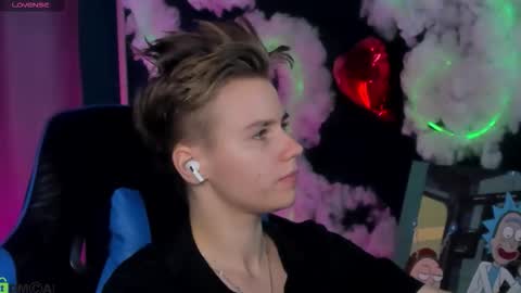 jean_wilsons online show from February 22, 11:35 am