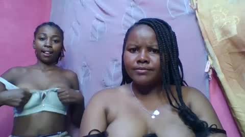 jeanne2526 online show from June 16, 10:03 pm
