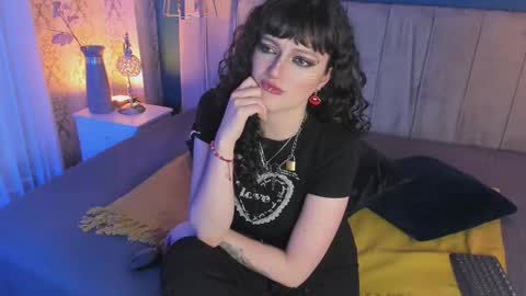 Snapshot of jeannesabatier chatting on October 15, 8:09 pm Jean online show from October 15, 8:09 pm