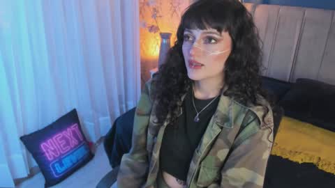 Snapshot of jeannesabatier chatting on October 11, 8:23 pm Jean online show from October 11, 8:23 pm