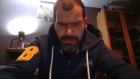 Matt online show from February 15, 9:37 pm