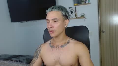 Snapshot of jeff_seid77 chatting on October 23, 10:21 pm Jeff Seid online show from October 23, 10:21 pm