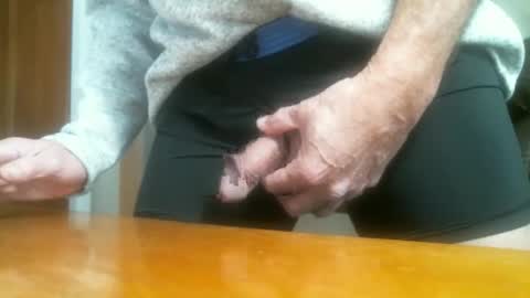 jeffbate online show from December 4, 7:02 pm