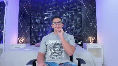 Snapshot of jeffdaltton chatting on October 7, 8:05 pm Jeff online show from October 7, 8:05 pm