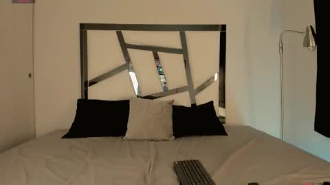 jei_7m online show from February 28, 10:30 am