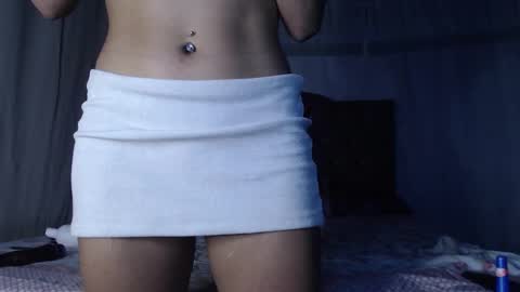 Snapshot of jeiby_sawyer chatting on February 16, 6:43 am Jeiby online show from February 16, 6:43 am