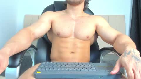 jeicob gagnon online show from April 12, 7:56 am