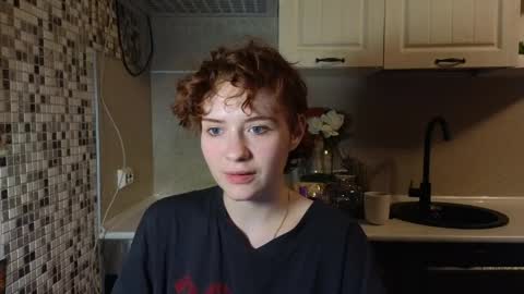 Emily online show from April 3, 9:33 pm