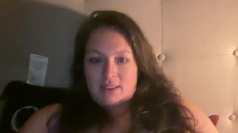 Snapshot of jellybeanin chatting on December 4, 7:11 am Jelli online show from December 4, 7:11 am