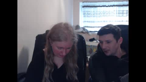 JenisAndPeter online show from April 4, 3:41 pm