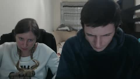 JenisAndPeter online show from March 10, 6:01 pm