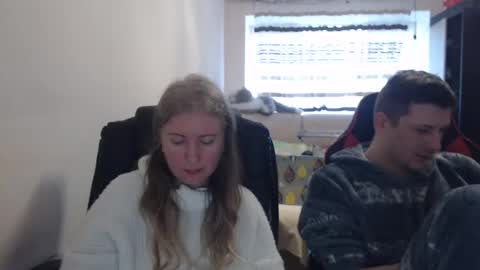 JenisAndPeter online show from March 5, 7:28 am