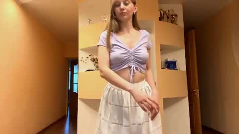 Jen online show from June 29, 4:17 pm
