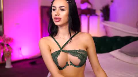 jenna_day online show from March 2, 9:10 am