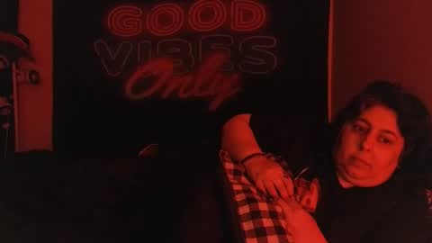  Dragon Queen. Be my Dragon --  and  online show from March 16, 6:06 am