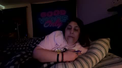 Snapshot of jennabrady chatting on September 27, 2:37 pm  Dragon Queen. Be my Dragon --  and  online show from September 27, 2:37 pm